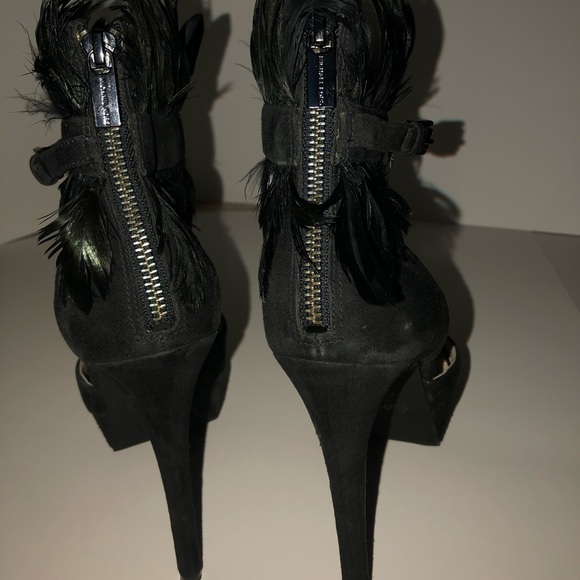 MICHAEL Michael Kors Feather Ankle Sandal - Picture 5 of 10